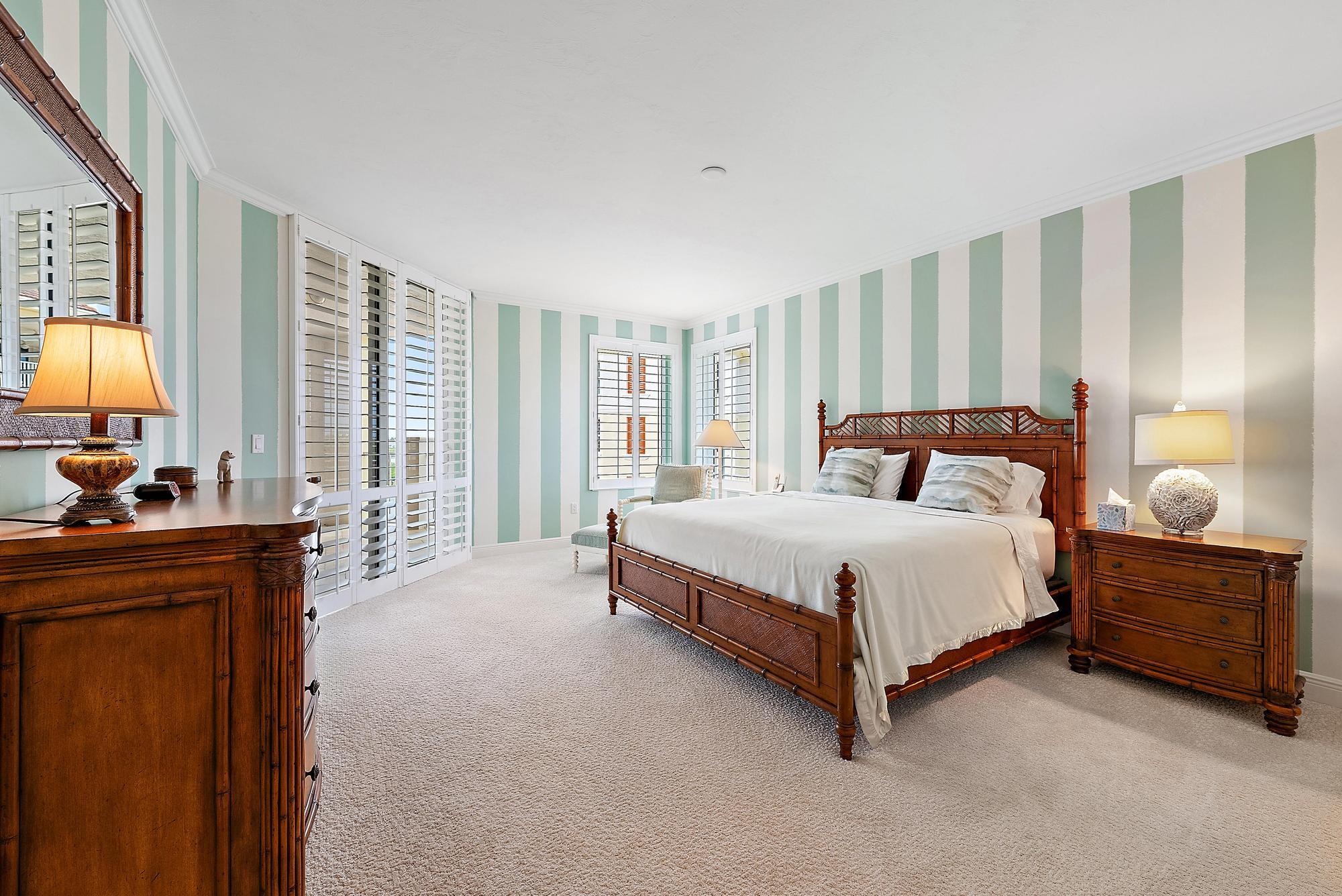 JUPITER YACHT CLUB - Residential