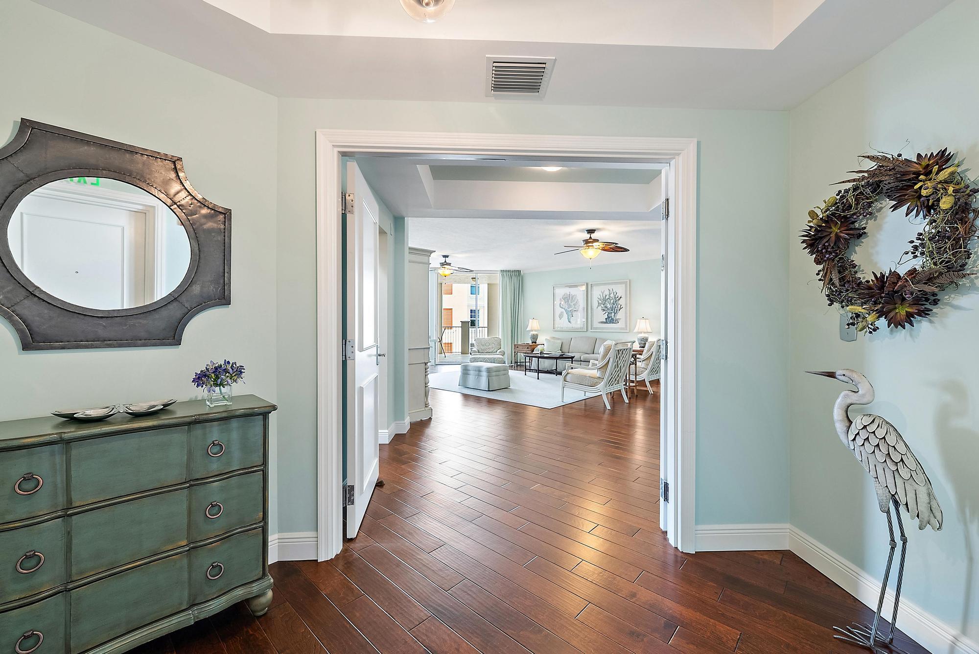 700 S Us Highway 1 406