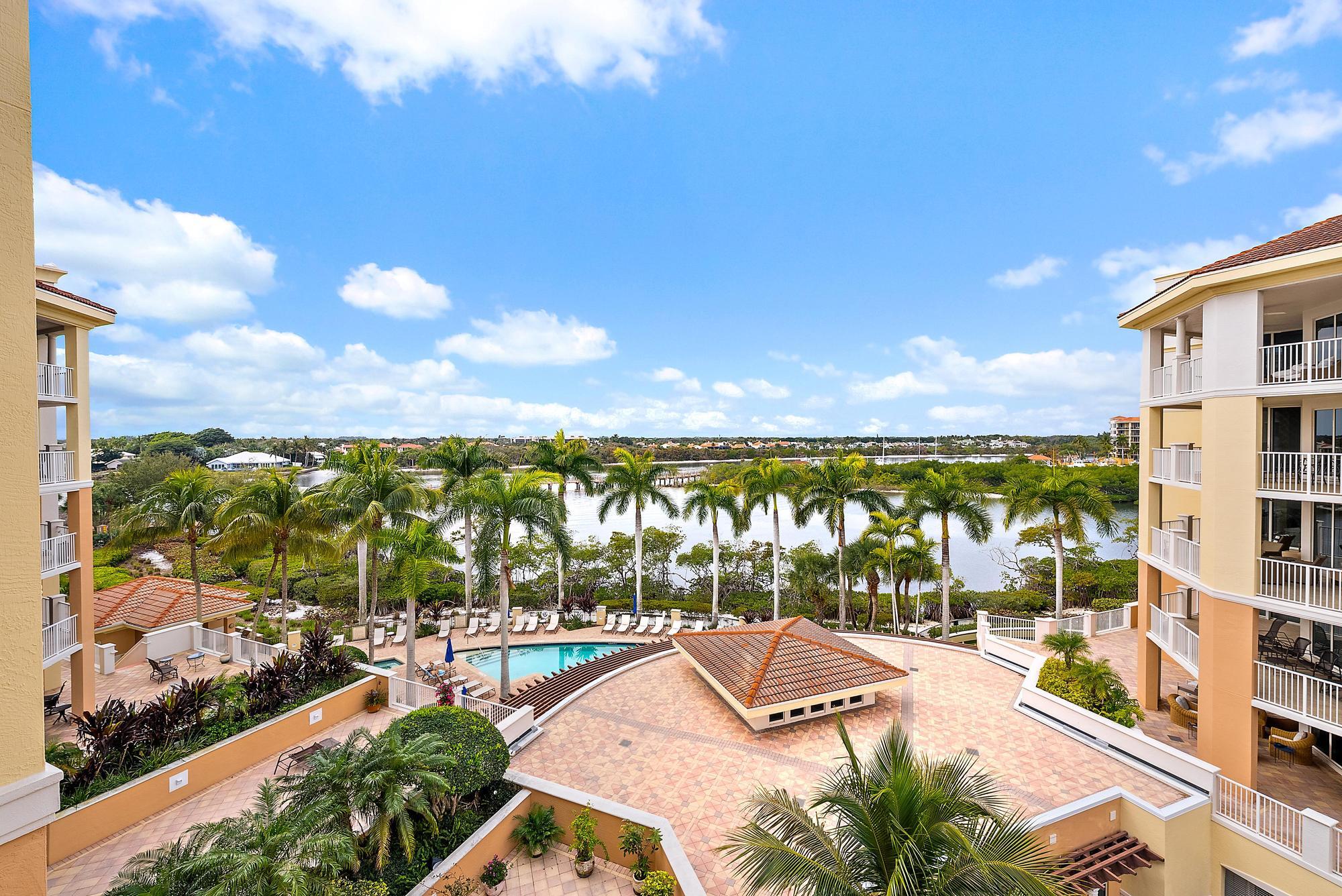 JUPITER YACHT CLUB - Residential