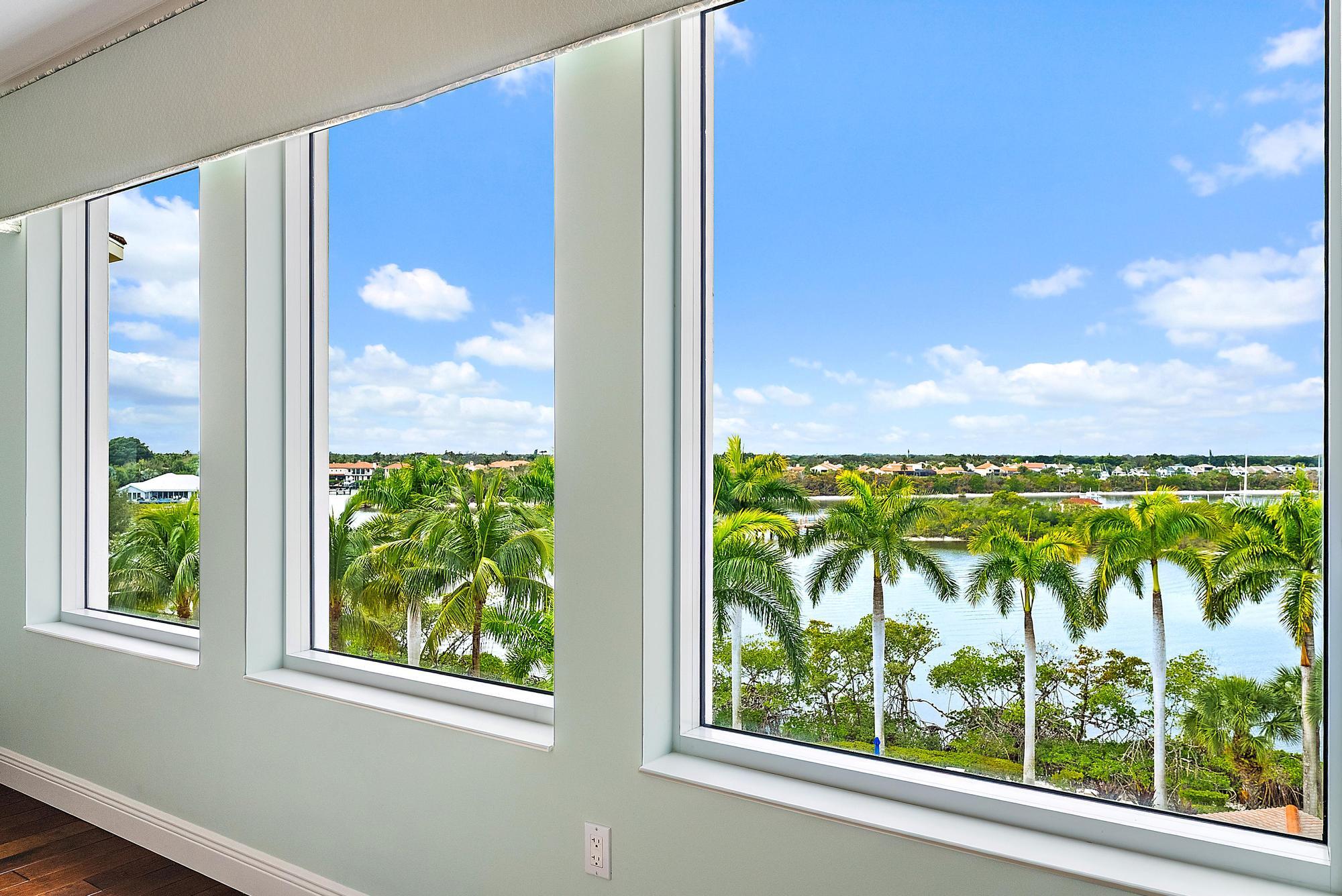 JUPITER YACHT CLUB - Residential