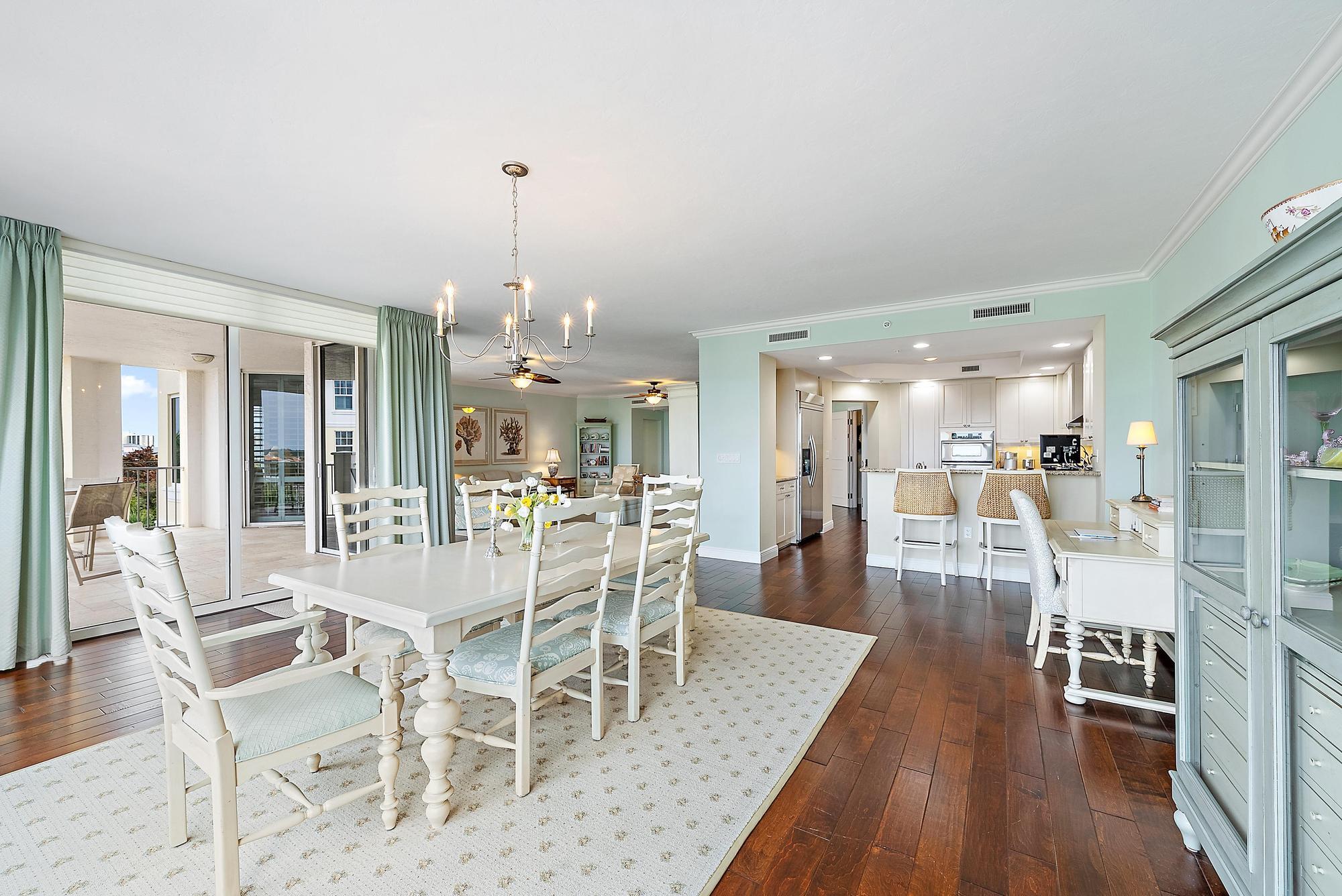 JUPITER YACHT CLUB - Residential