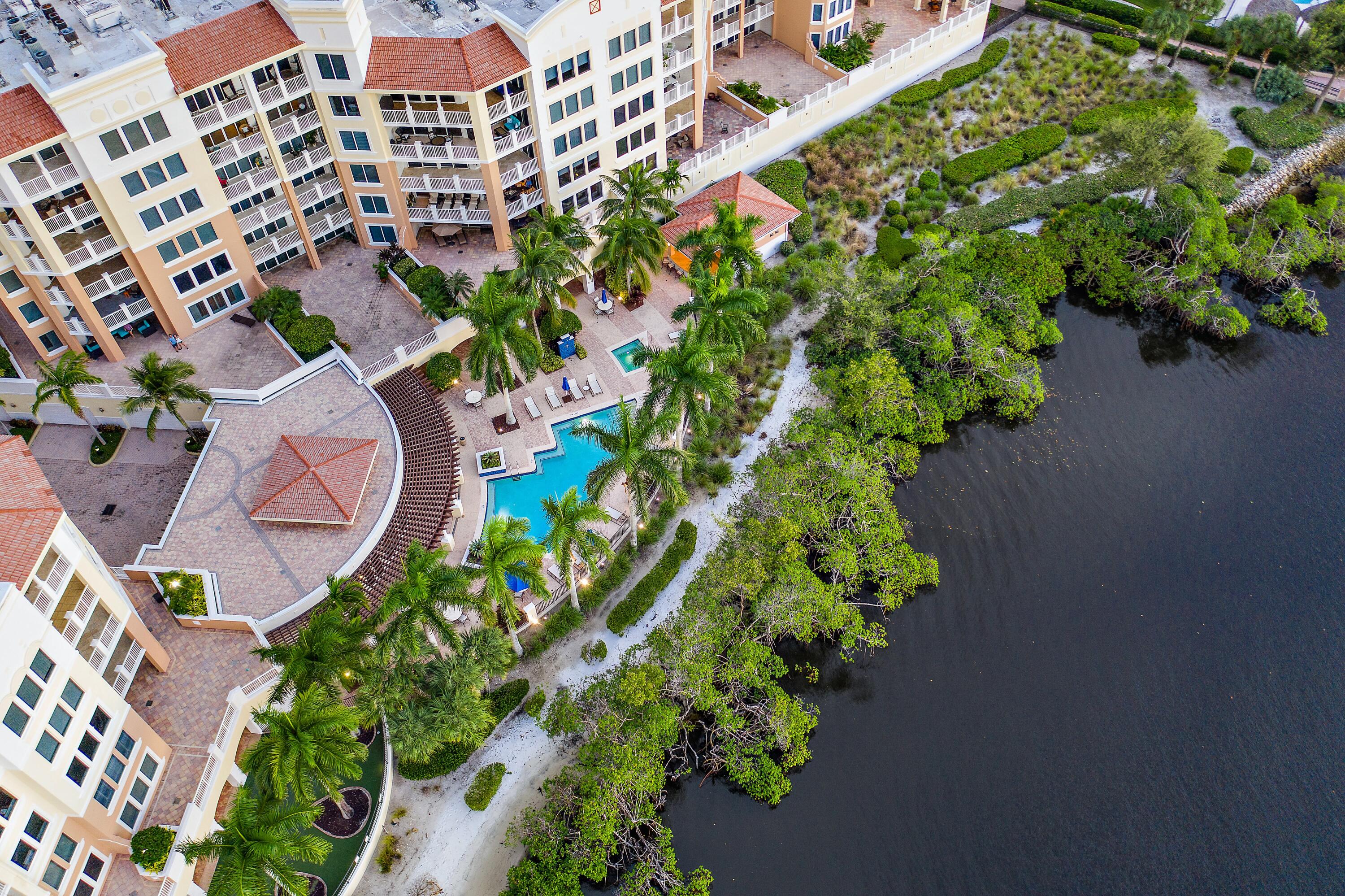 JUPITER YACHT CLUB - Residential