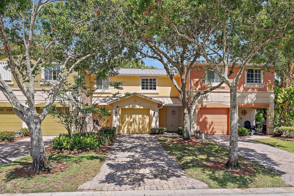 Photo of 5372 SE Jennings Lane, Stuart, FL 34997 (MLS # R11091601)