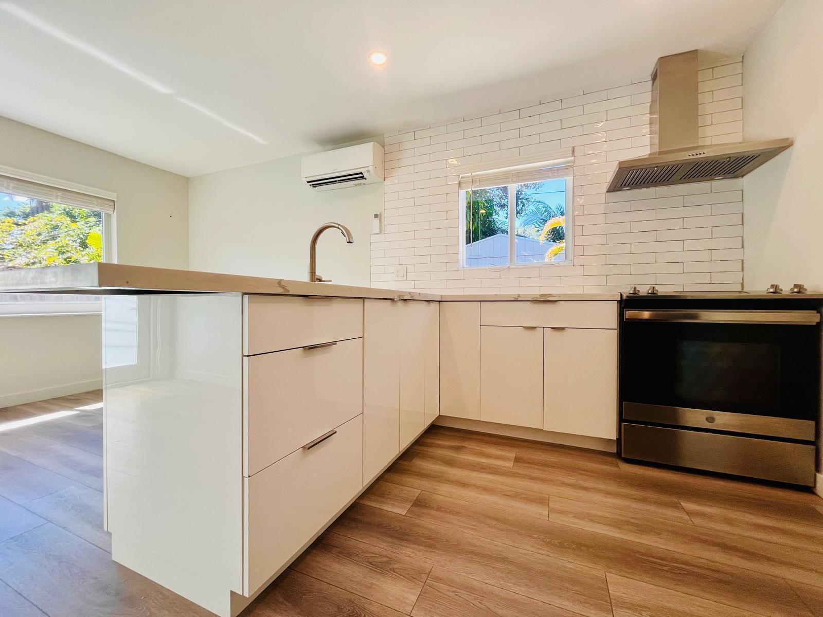 View photos, virtual tours, details... 1215 NE 17th Avenue 7