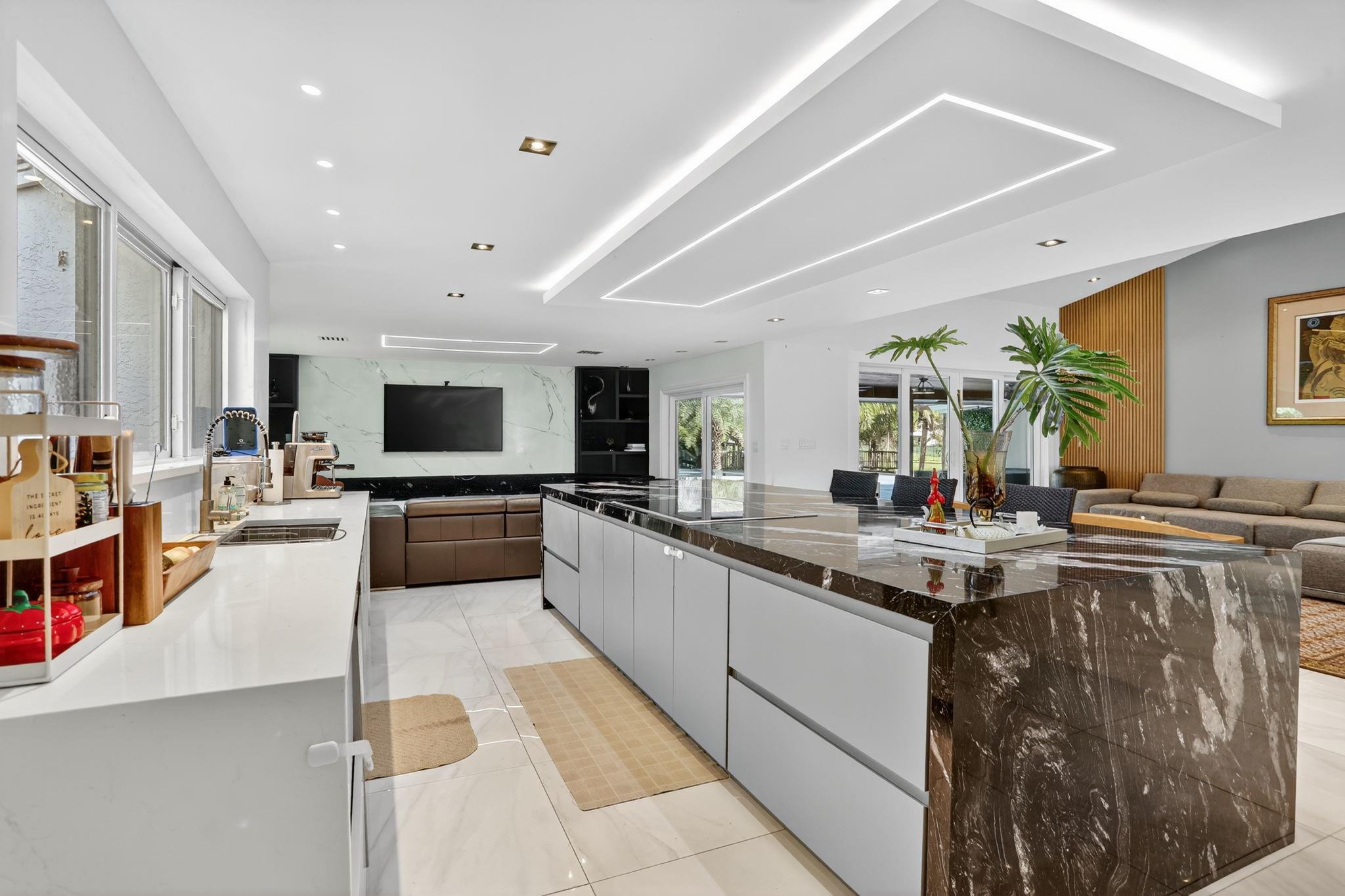 Pine Tree - Residential