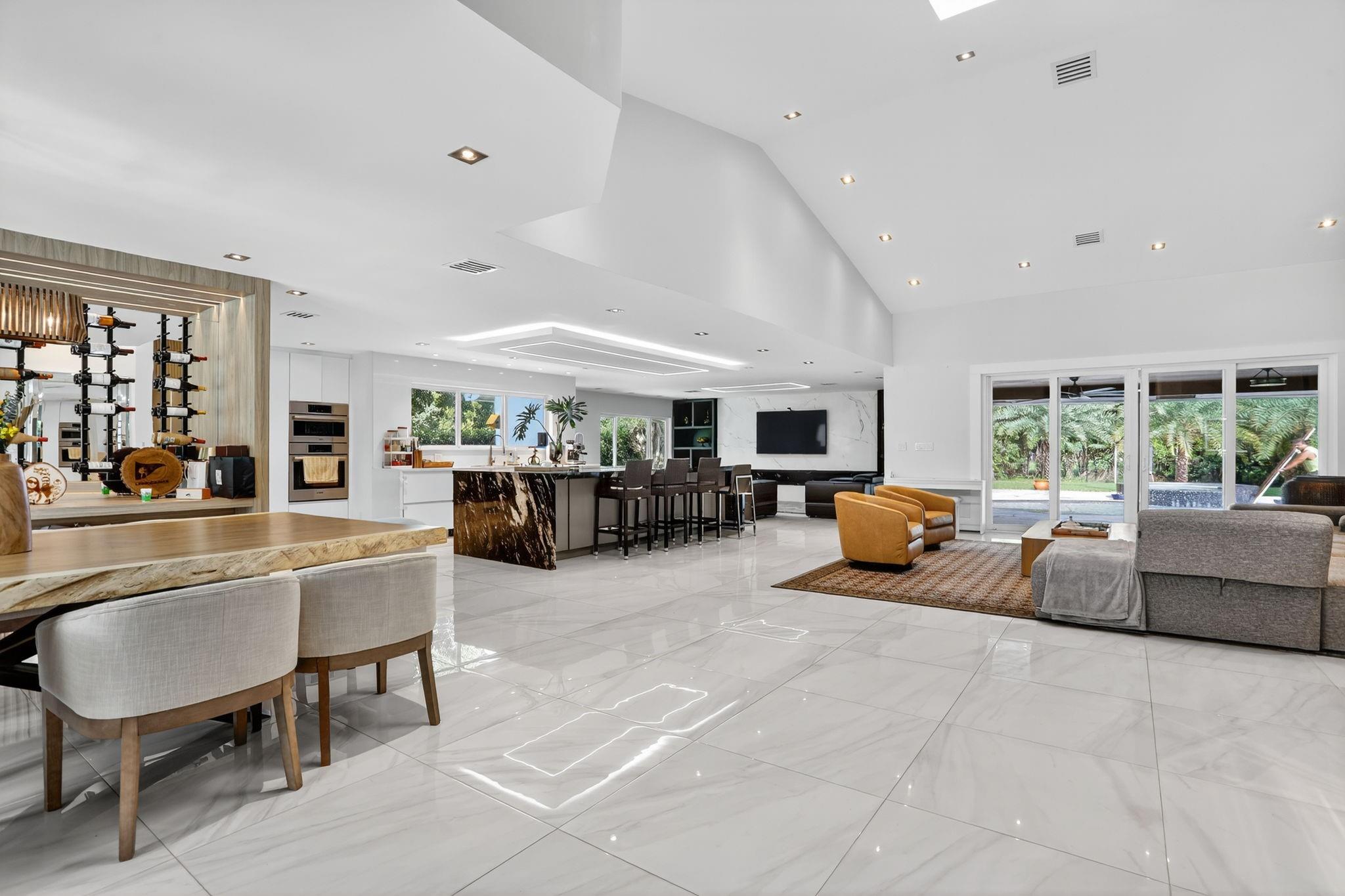Pine Tree - Residential