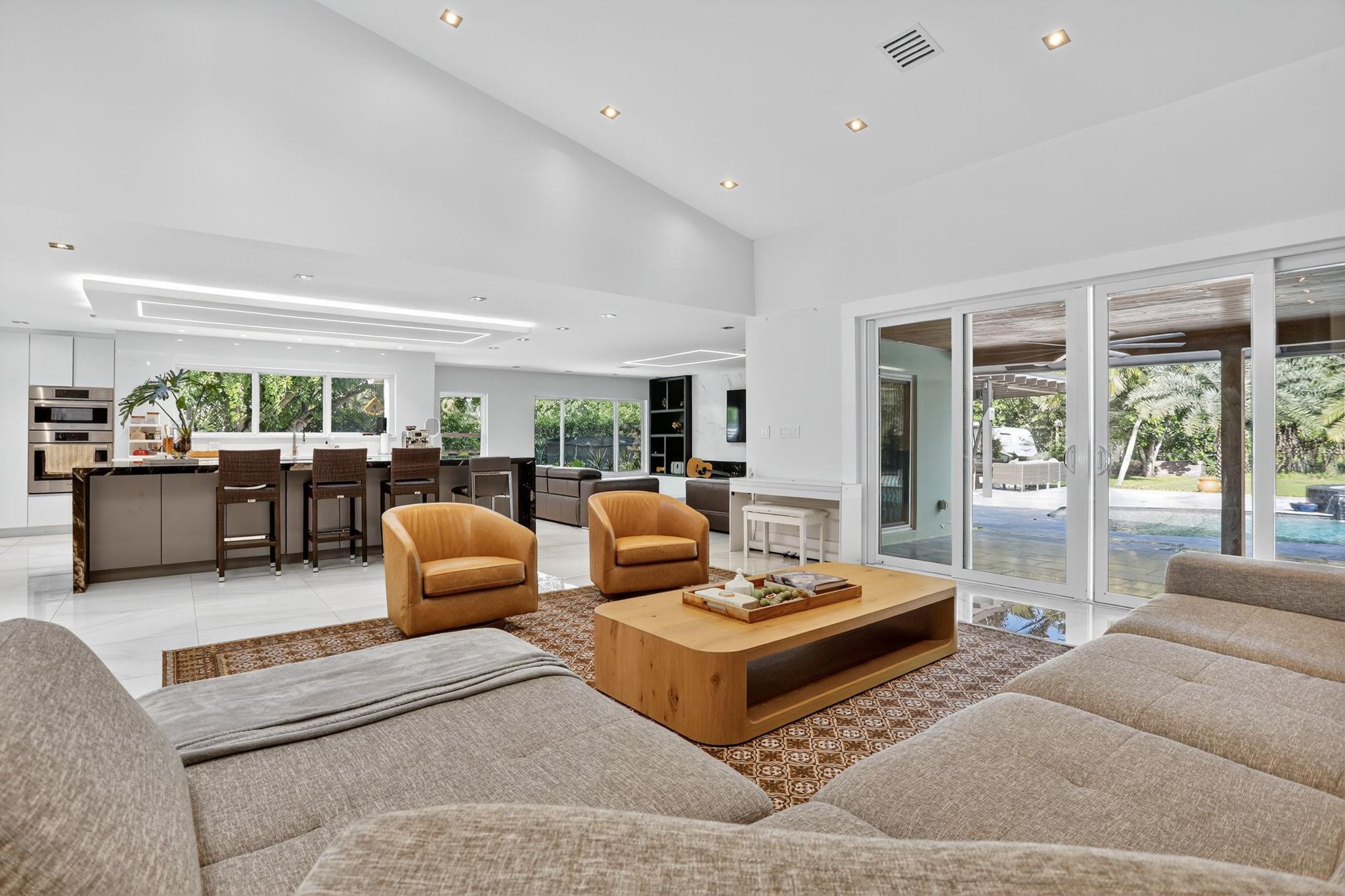 Pine Tree - Residential