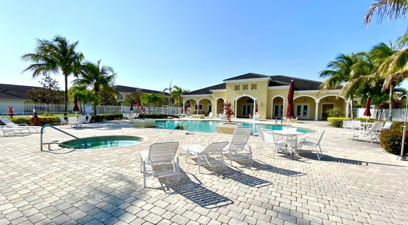 ST ANDREWS TOWNHOMES - Residential