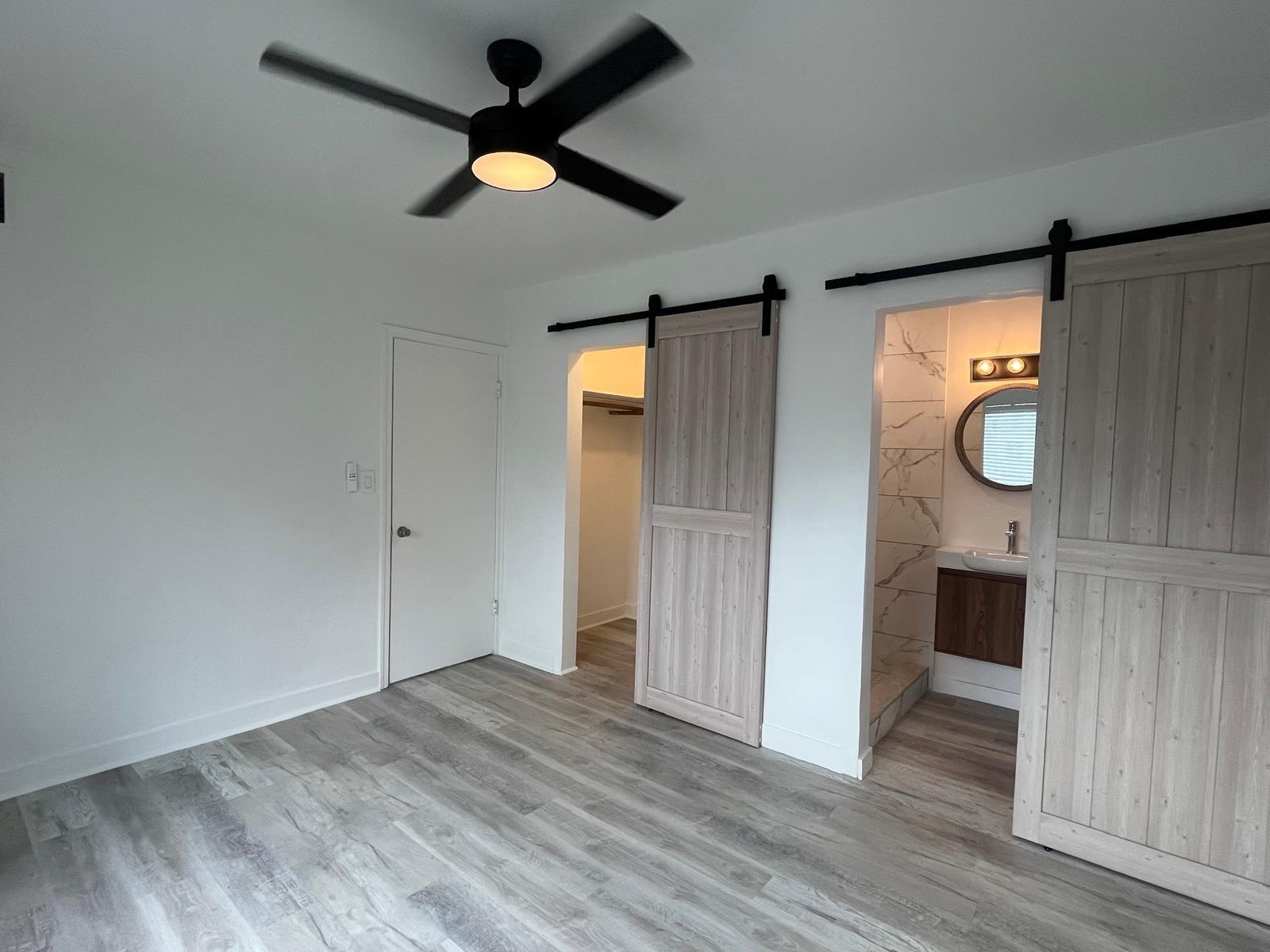 HOLLYWOOD SOUTH - Residential Lease