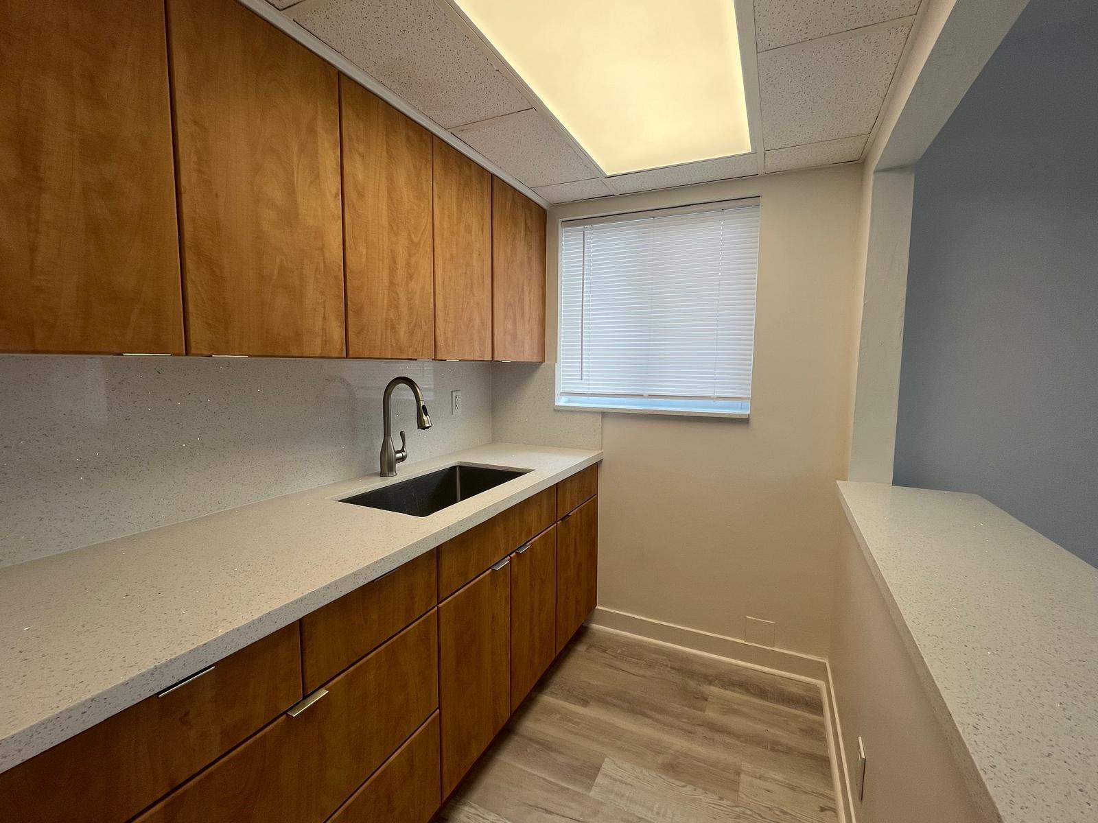 HOLLYWOOD SOUTH - Residential Lease