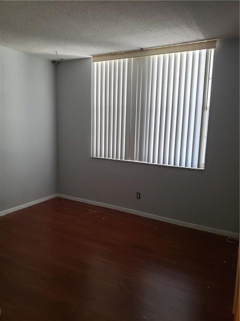 A home in Lauderdale Lakes