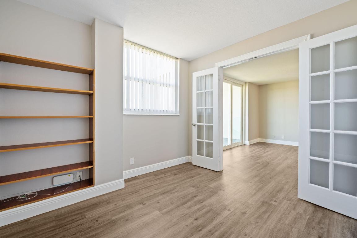 BOCA TEECA CONDO 3 - Residential