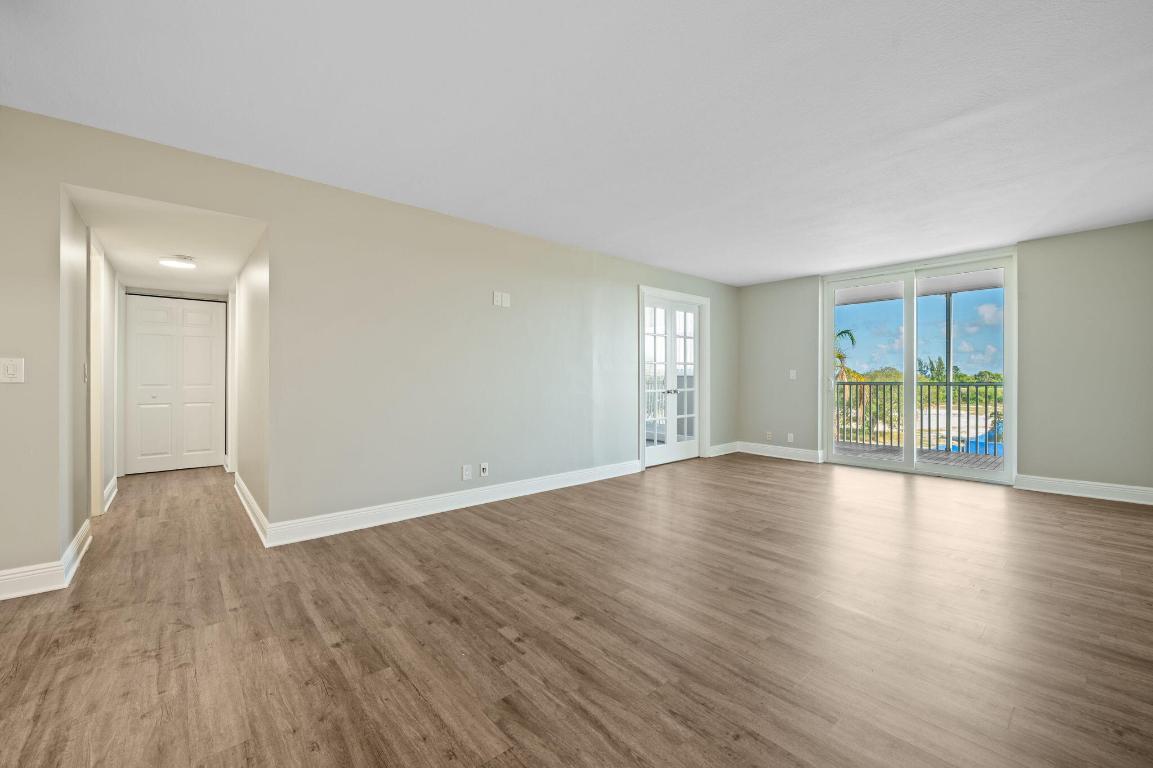 BOCA TEECA CONDO 3 - Residential