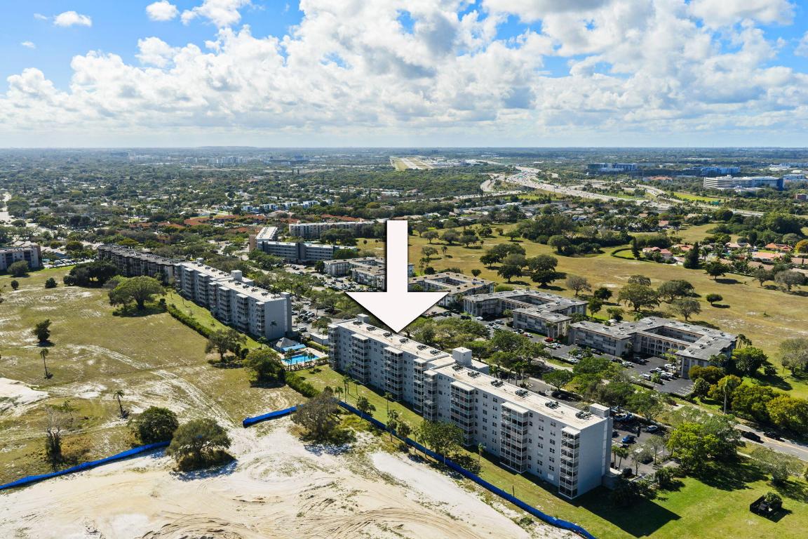 BOCA TEECA CONDO 3 - Residential