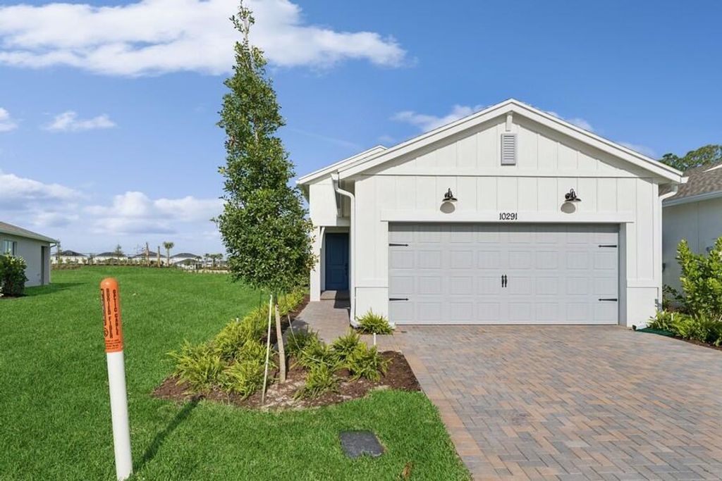 Photo of 10291 Dreamweaver Road #27, Port Saint Lucie, FL 34987 (MLS # R11064804)