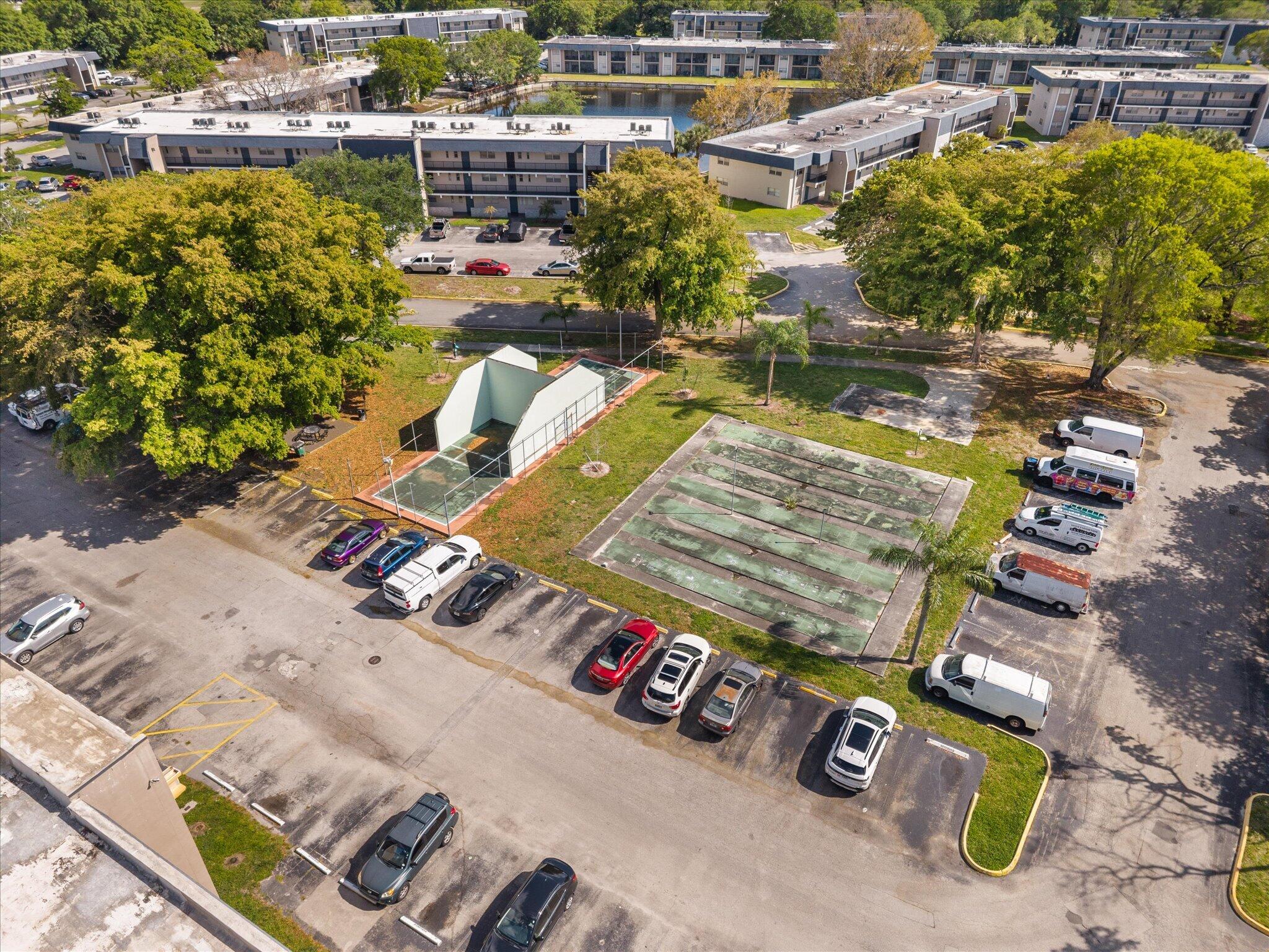 CANONGATE CONDOMINIUM - Residential Lease