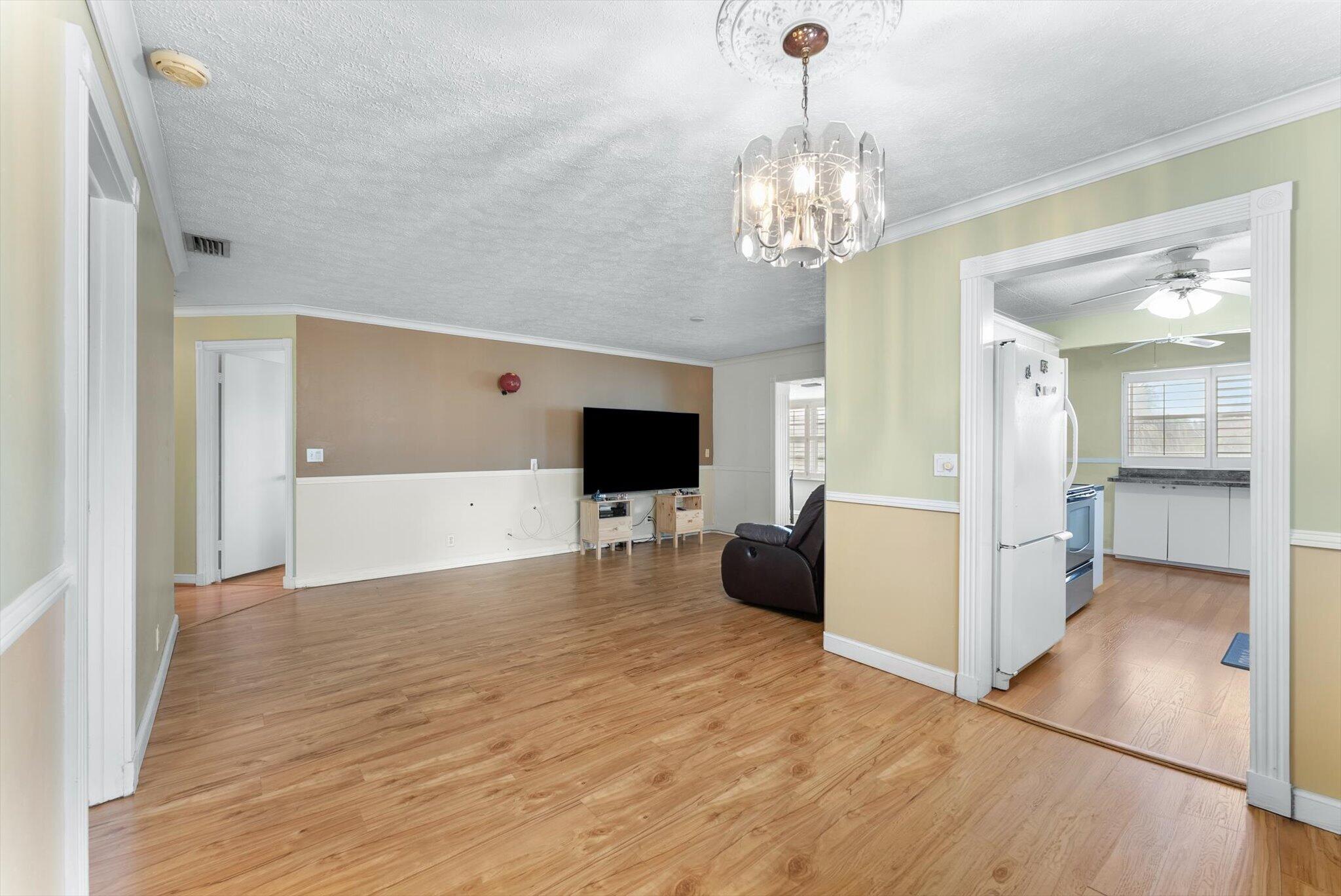 CANONGATE CONDOMINIUM - Residential Lease