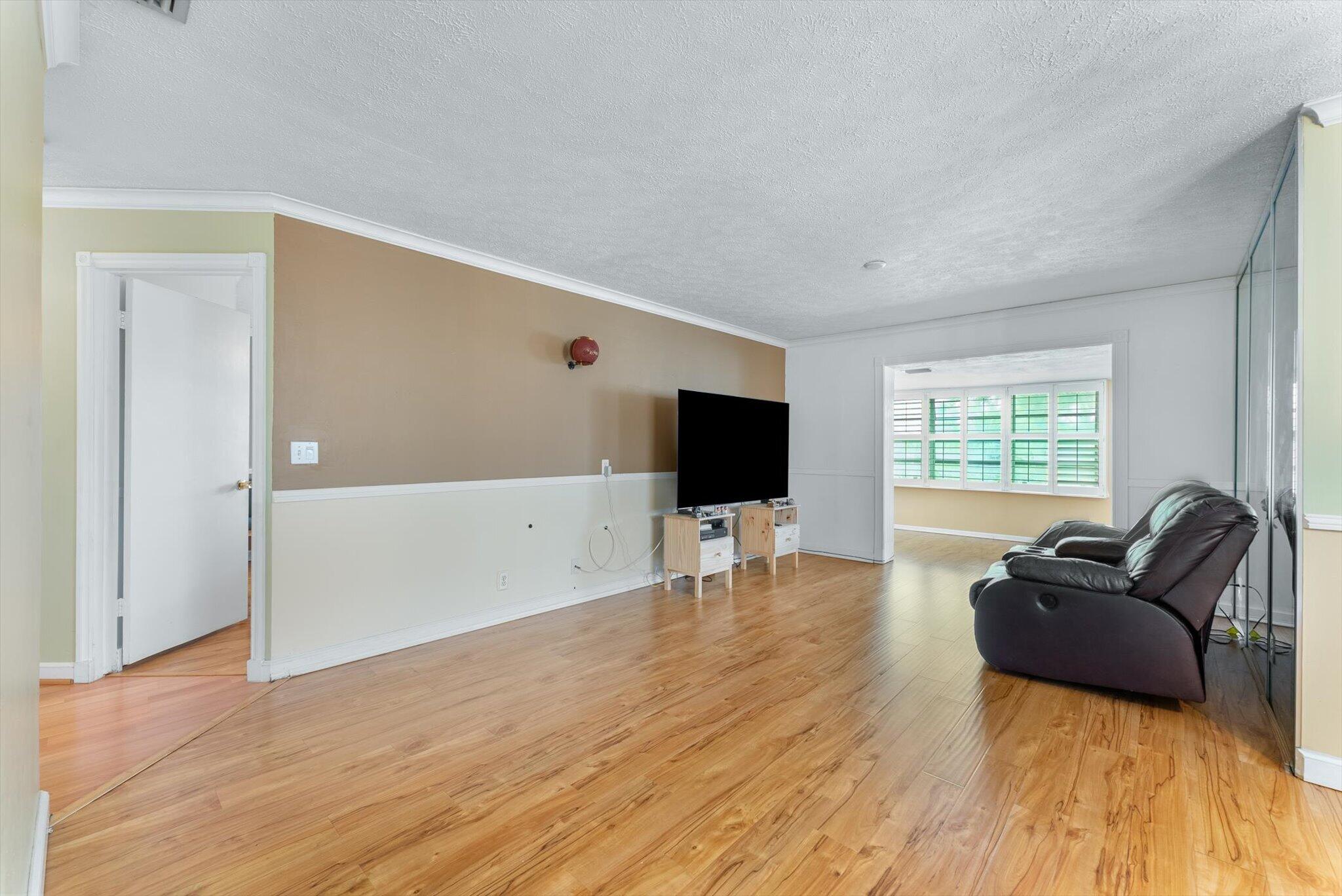 CANONGATE CONDOMINIUM - Residential Lease