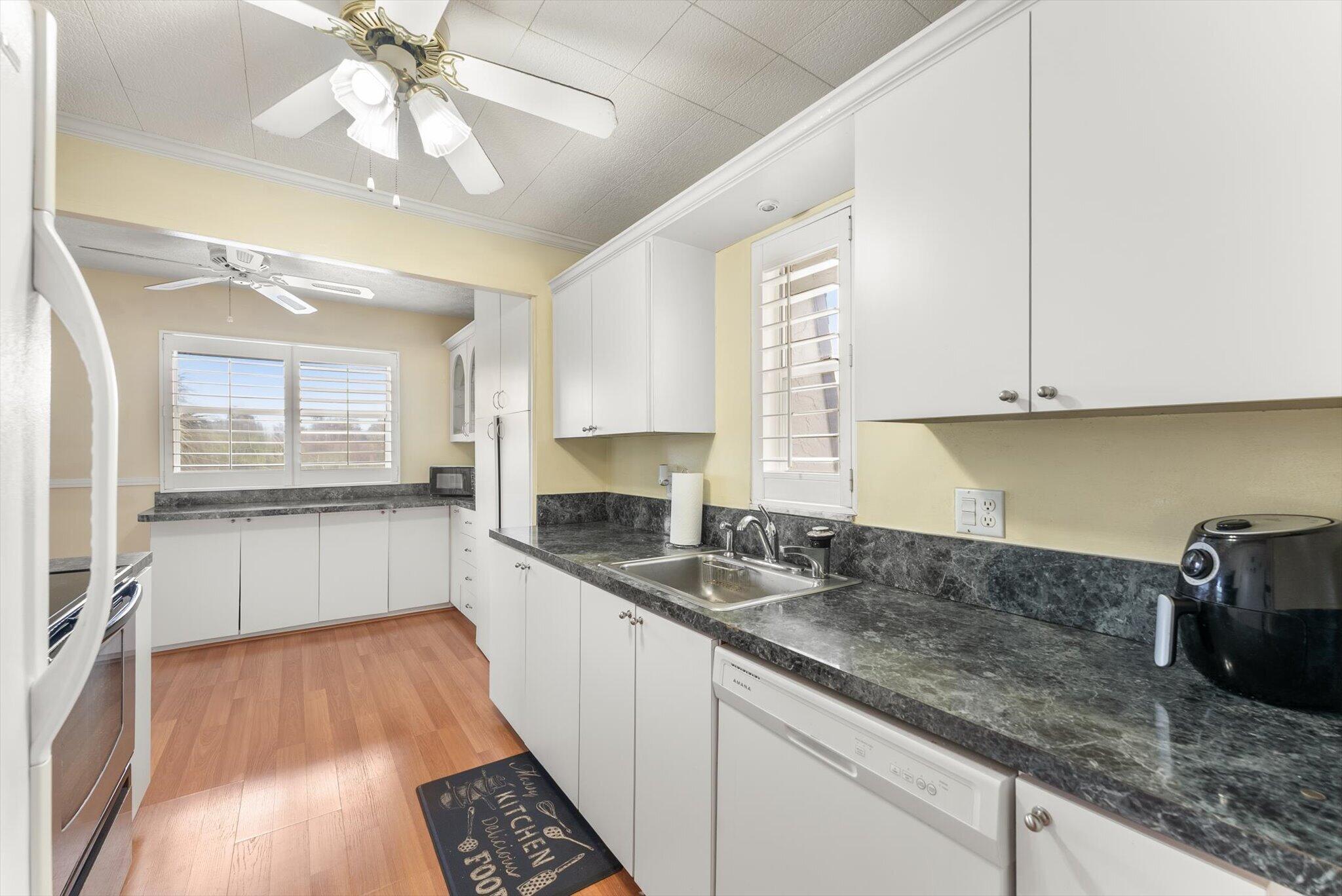 CANONGATE CONDOMINIUM - Residential Lease