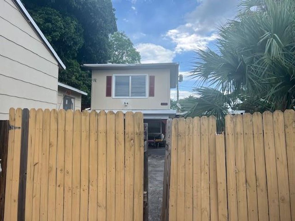 Photo of 820 L Street #upper, Lake Worth Beach, FL 33460 (MLS # F10457823)