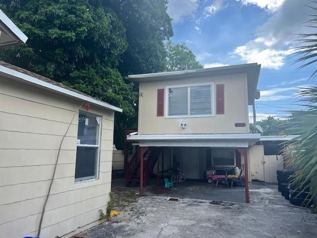Photo of 820 L Street #upper, Lake Worth Beach, FL 33460 (MLS # F10457823)