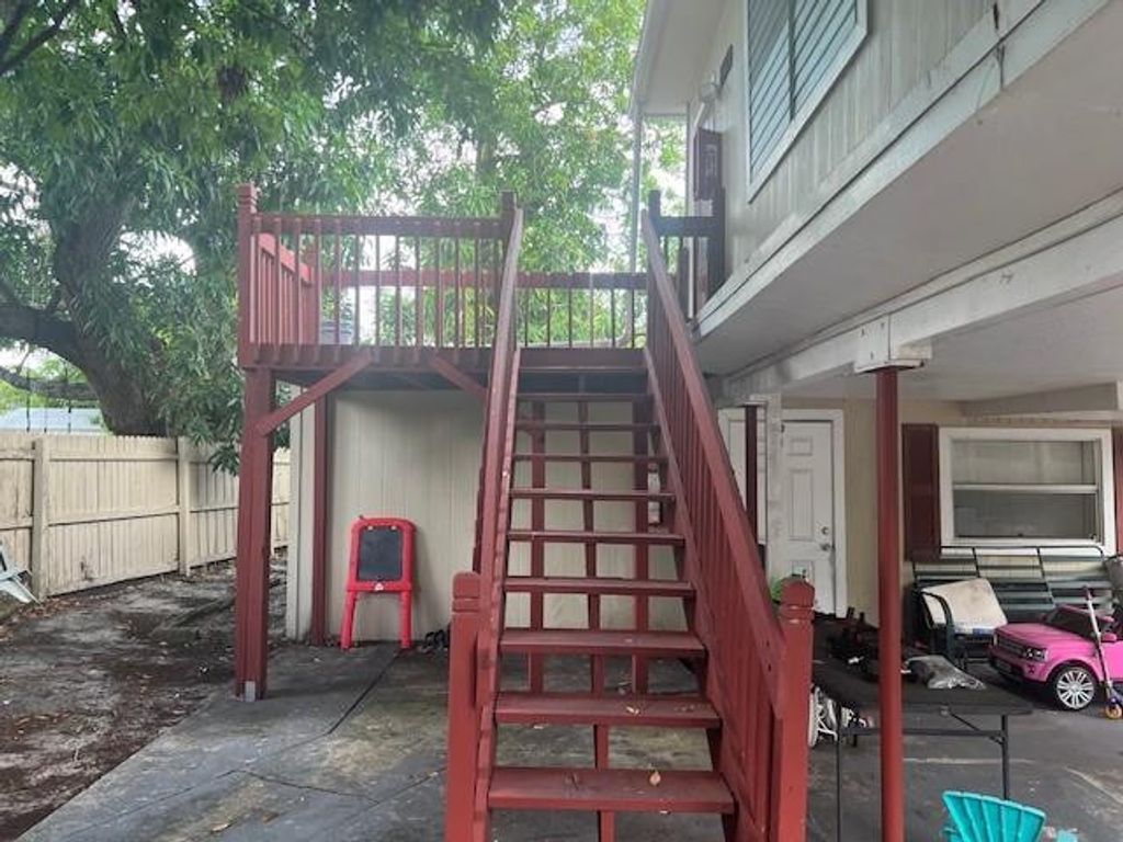 Photo of 820 L Street #upper, Lake Worth Beach, FL 33460 (MLS # F10457823)