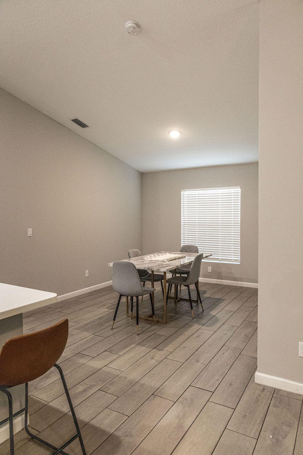 PORT ST LUCIE SECTION 4 - Residential