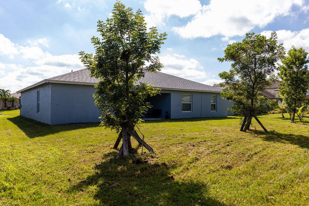 PORT ST LUCIE SECTION 4 - Residential