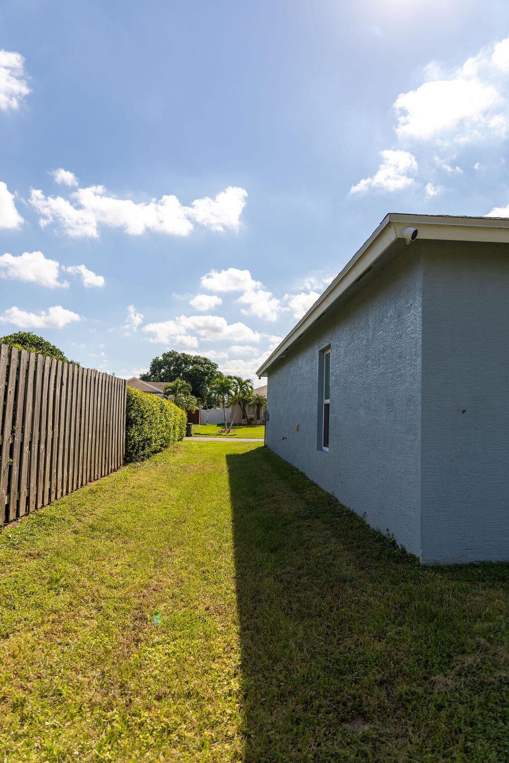PORT ST LUCIE SECTION 4 - Residential