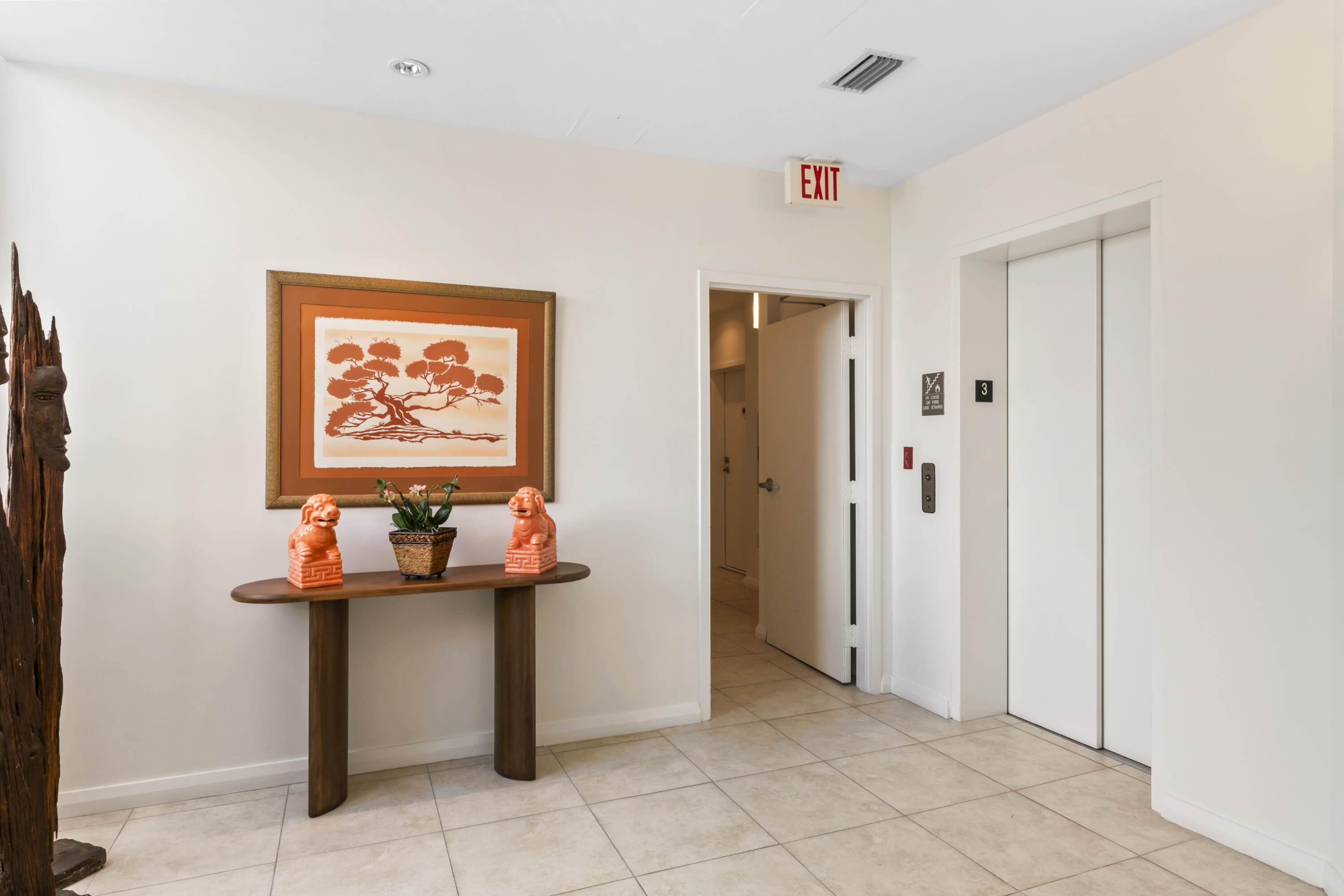 VILLA LOFTS CONDO - Residential