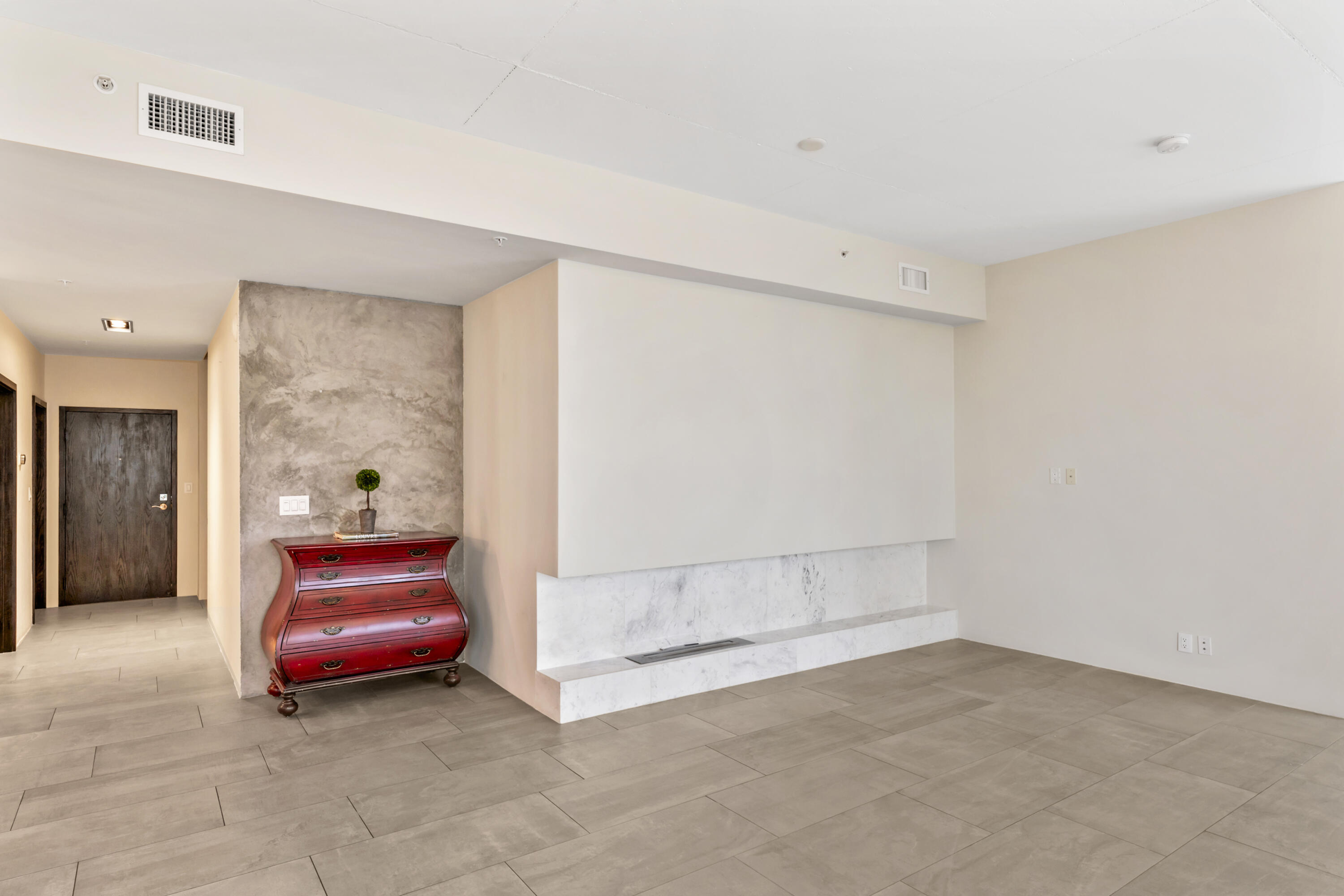 VILLA LOFTS CONDO - Residential