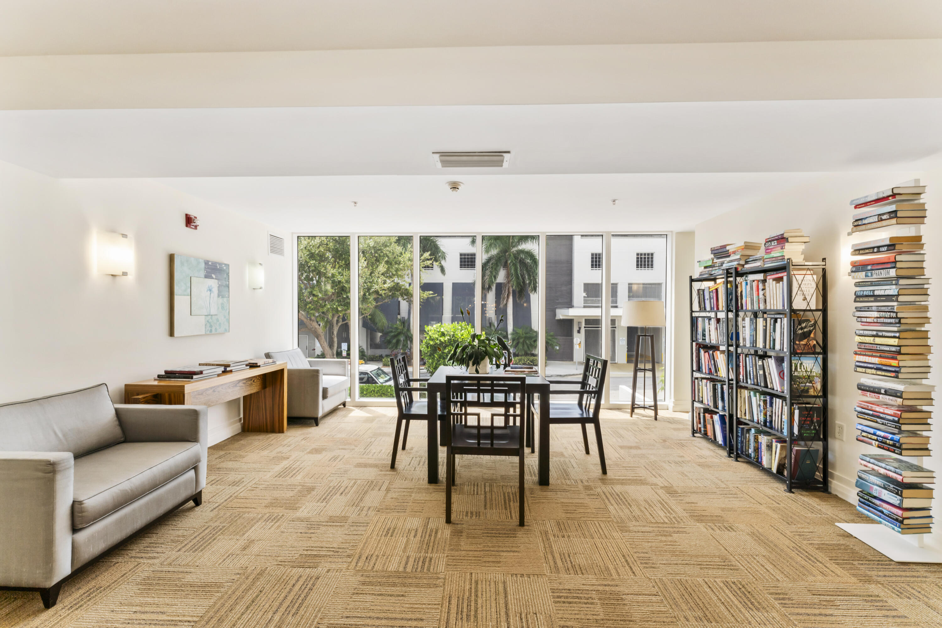 VILLA LOFTS CONDO - Residential