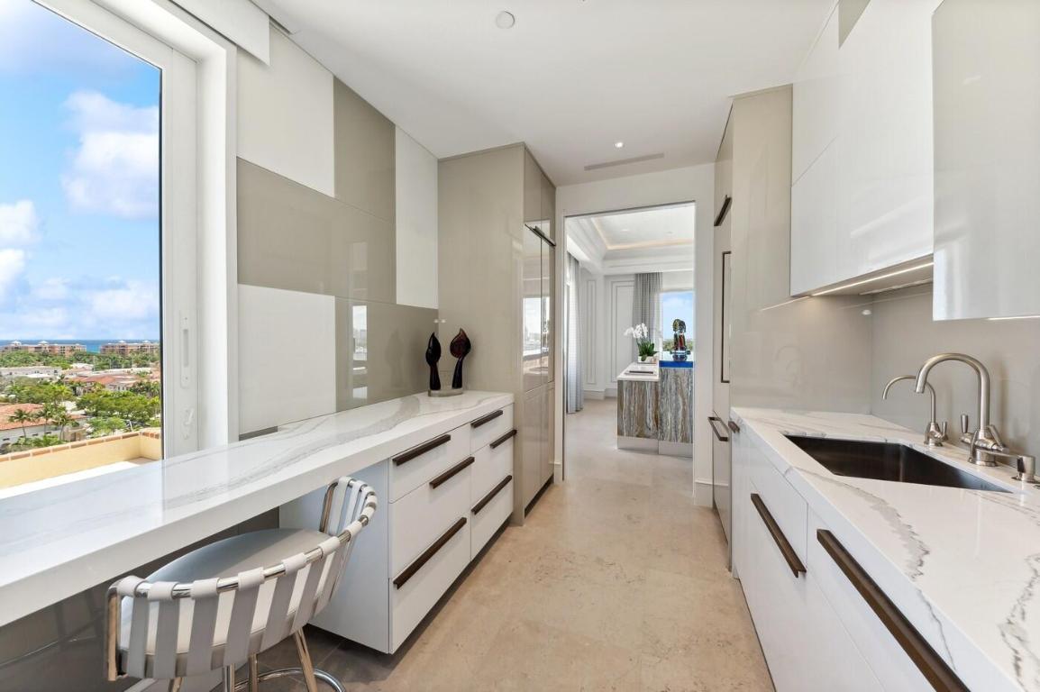 150 Bradley Place 906