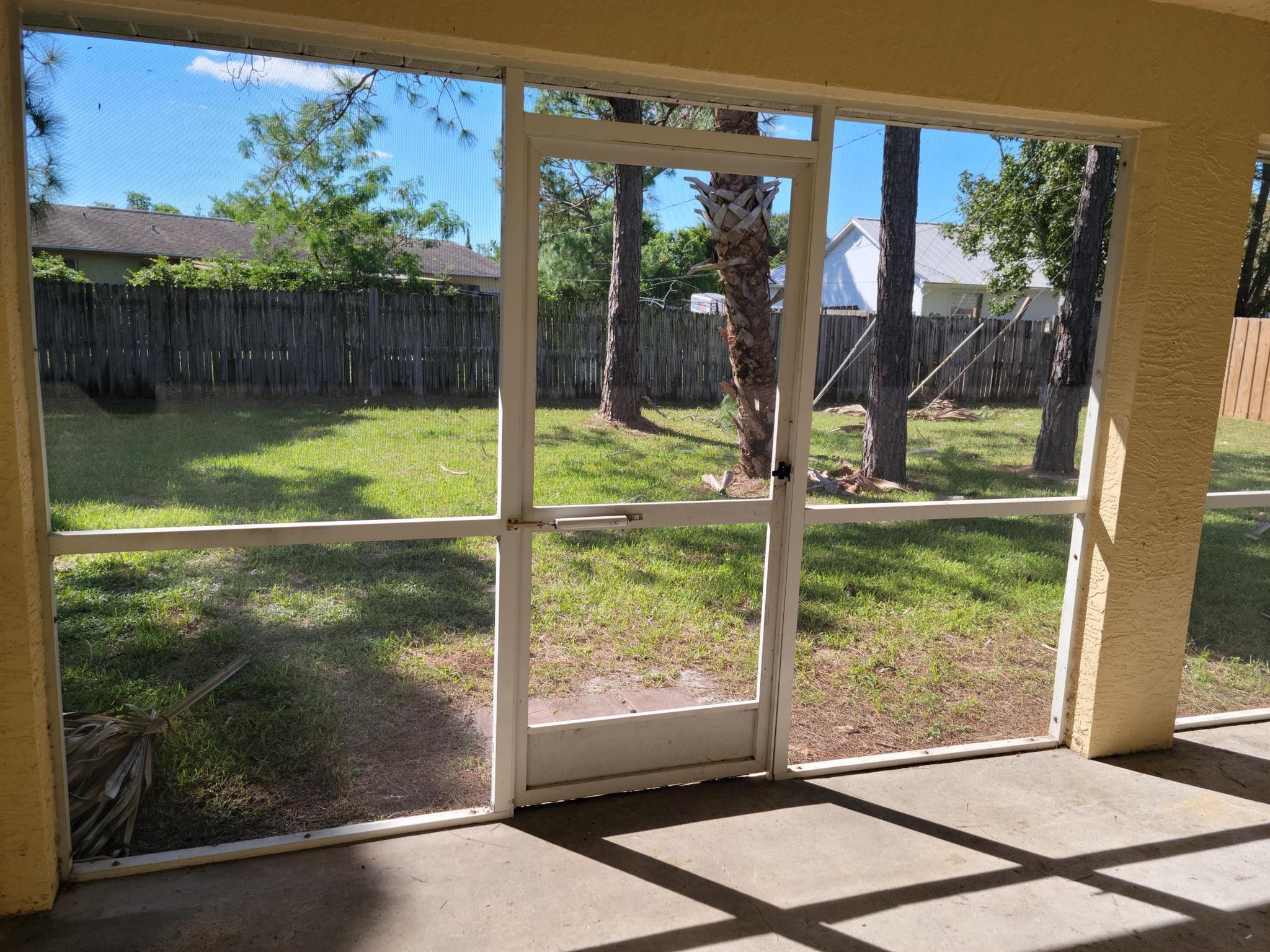 PORT ST LUCIE SECTION 27 - Residential Lease