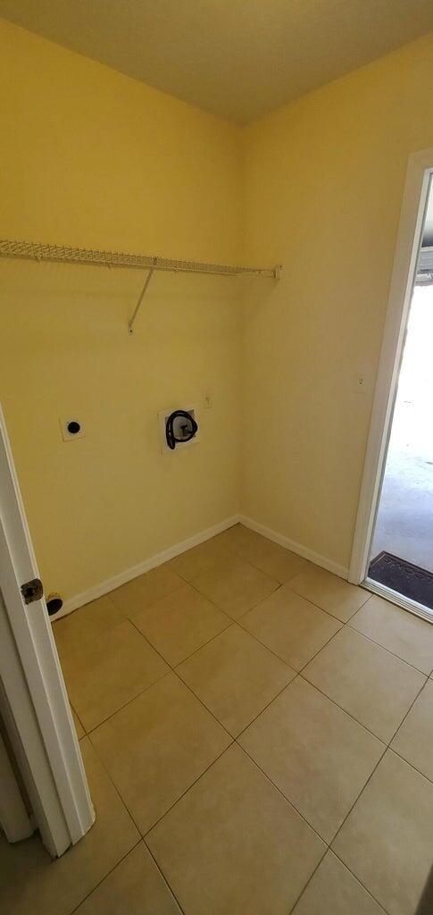 PORT ST LUCIE SECTION 27 - Residential Lease