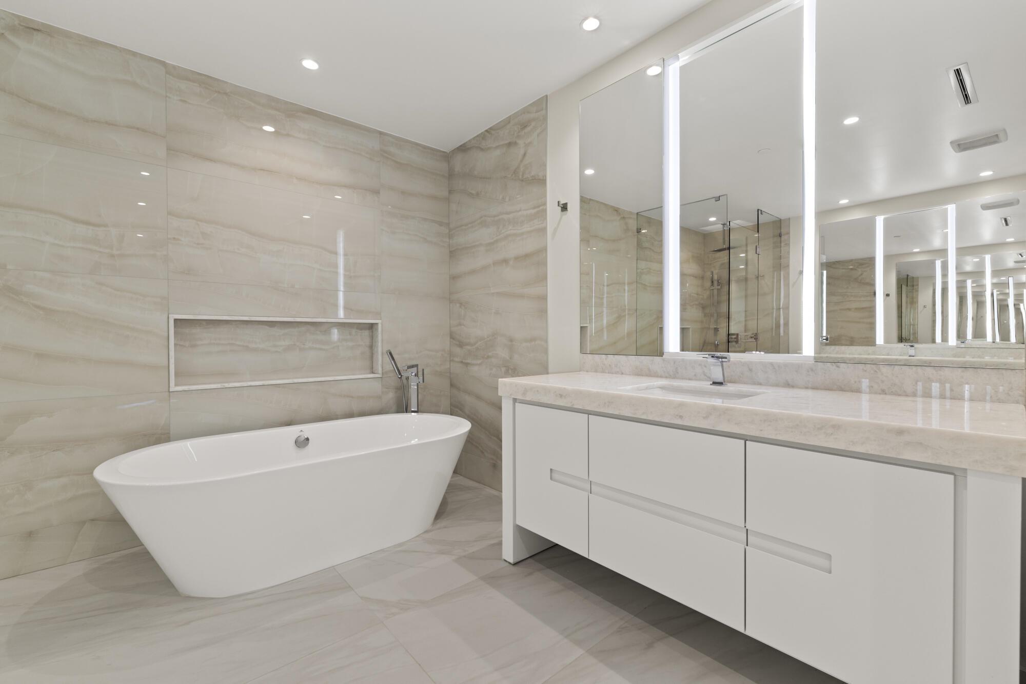 ALINA BOCA RATON CONDO - Residential