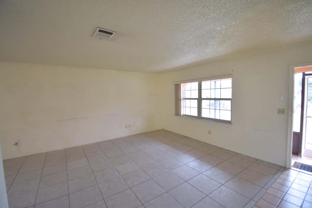 Photo of 1913 SE West Dunbrooke Circle, Port Saint Lucie, FL 34952 (MLS # R10939219)