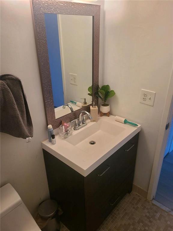 STRATFORD HOUSE CONDO - Residential Lease