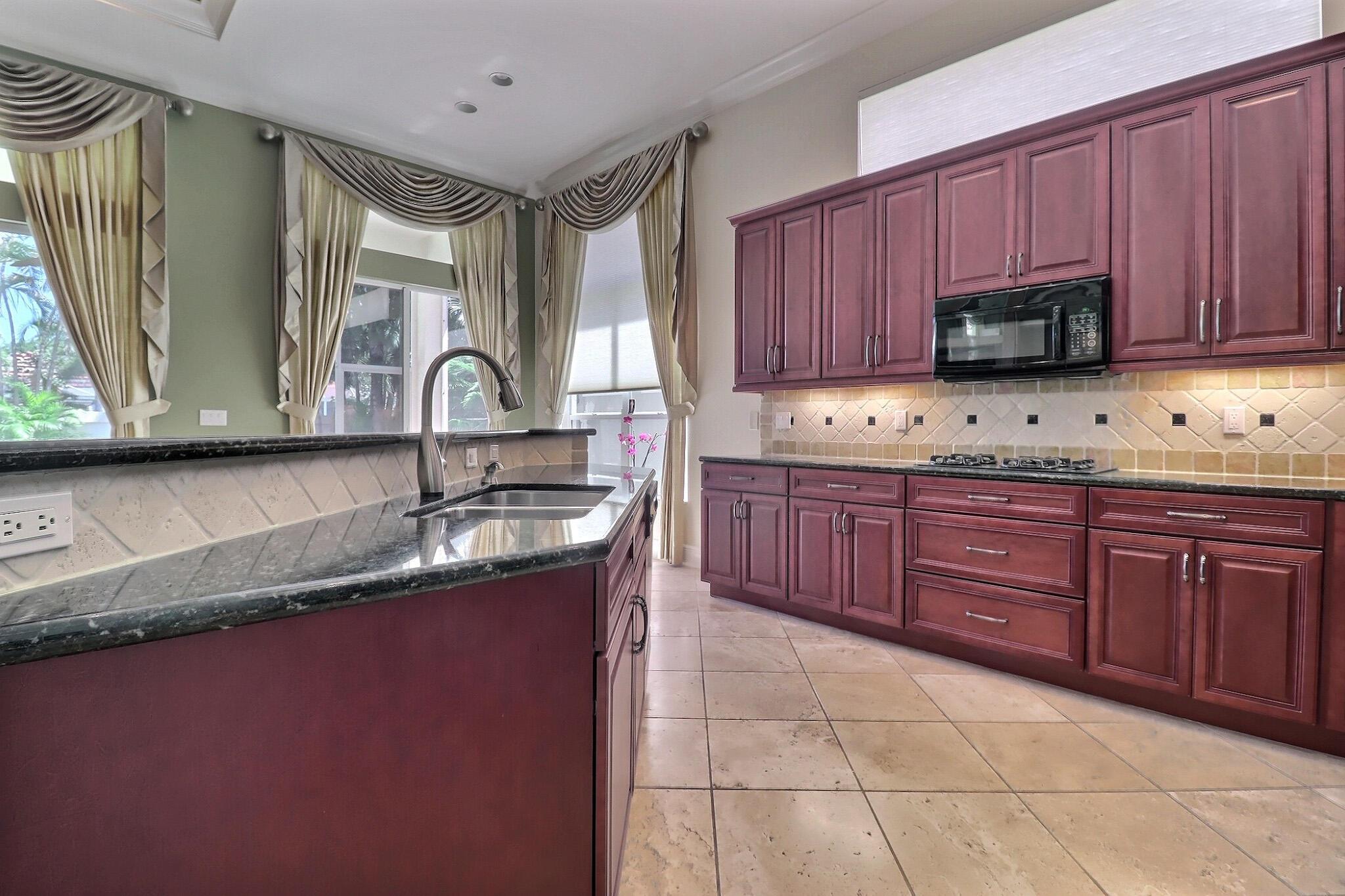 8452 Legend Club Drive