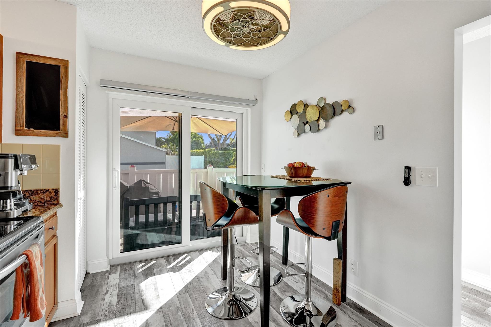 Arbours of the Palm Beach - Residential