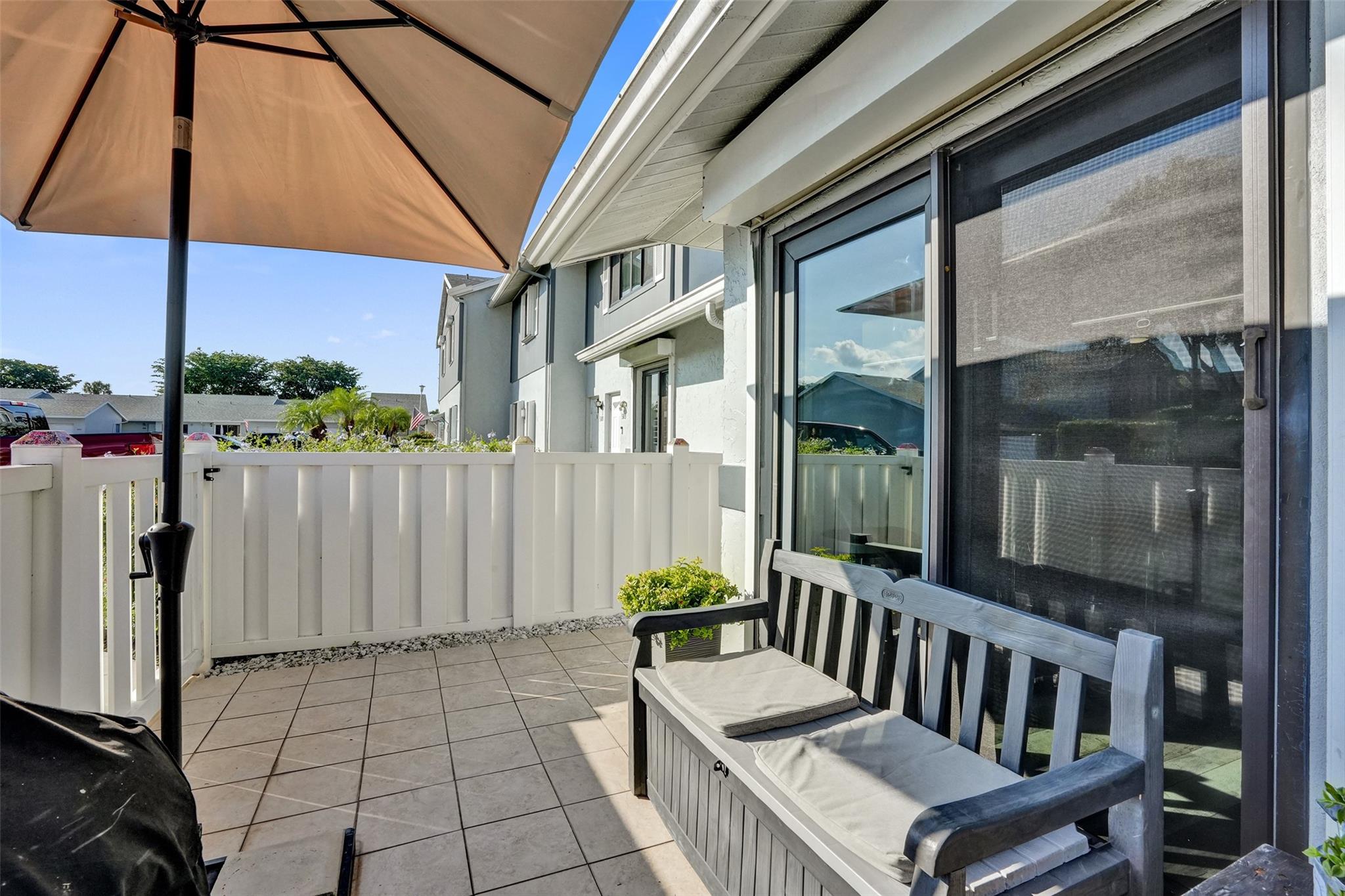 Arbours of the Palm Beach - Residential