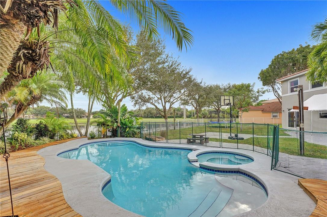 Coquina - Residential