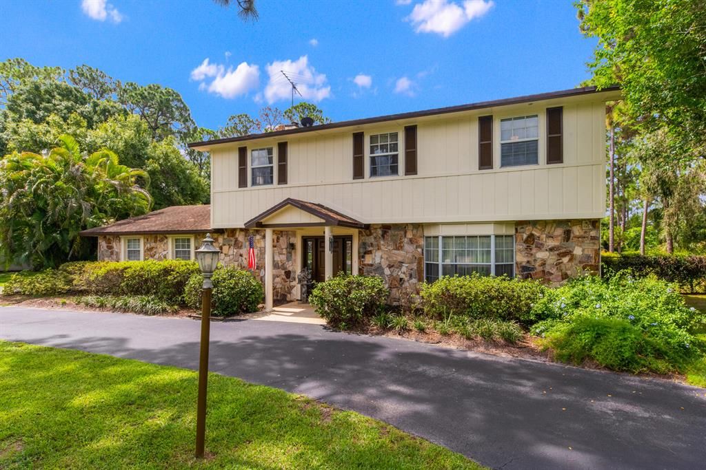 Photo of 8241 Hidden Pines Road, Fort Pierce, FL 34945 (MLS # R10730362)