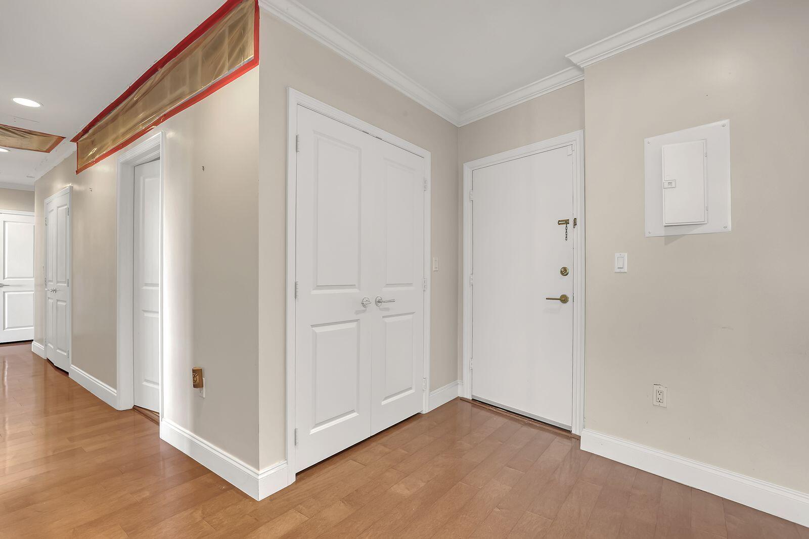 Palm Beach Towers - Residential