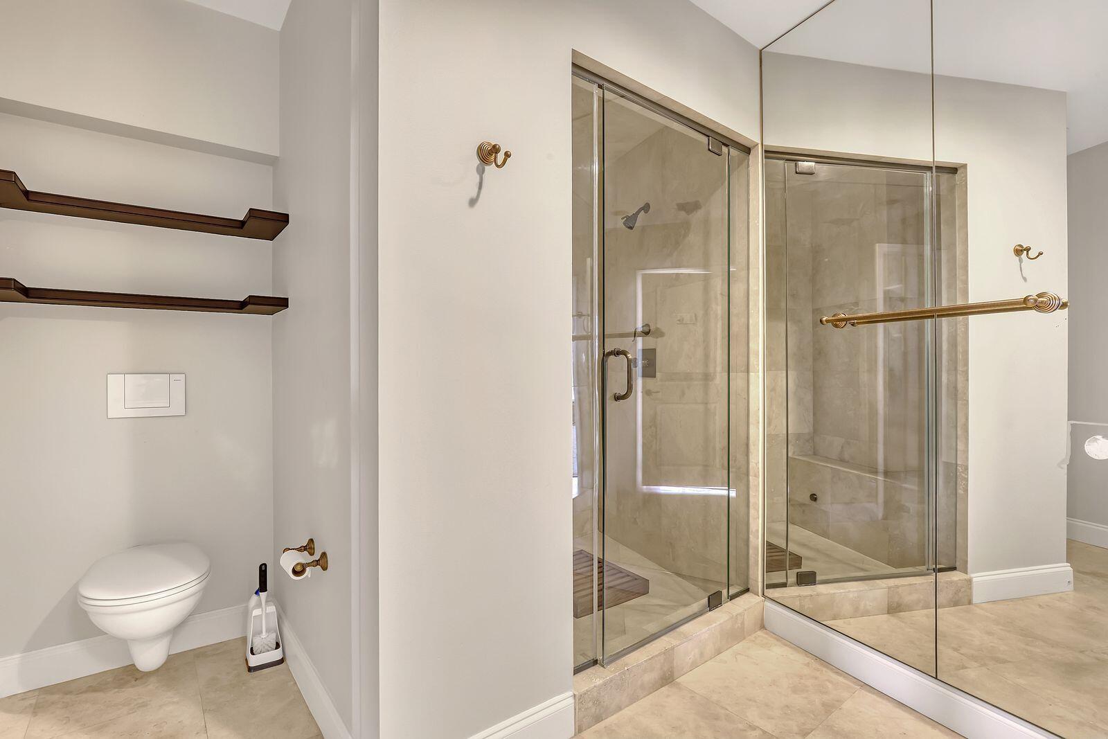 Palm Beach Towers - Residential