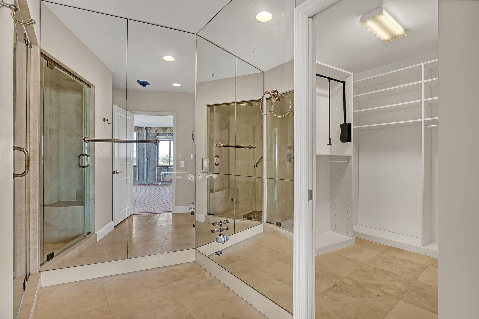 Palm Beach Towers - Residential