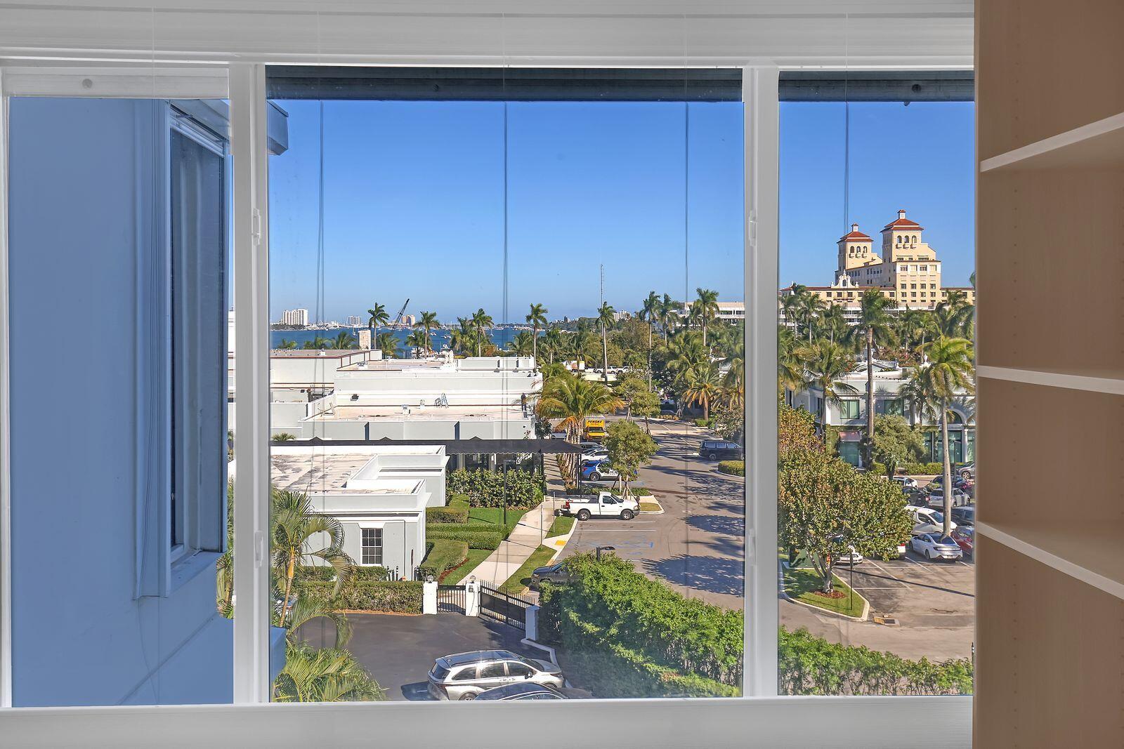 Palm Beach Towers - Residential