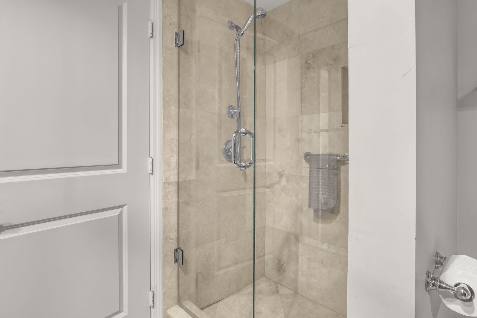 Palm Beach Towers - Residential