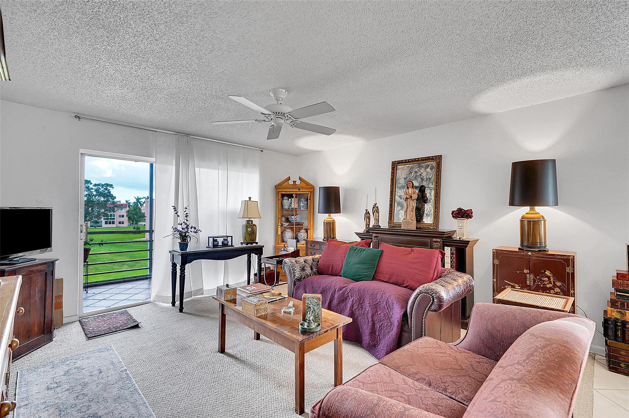 SUNRISE LAKES PHASE III - Residential