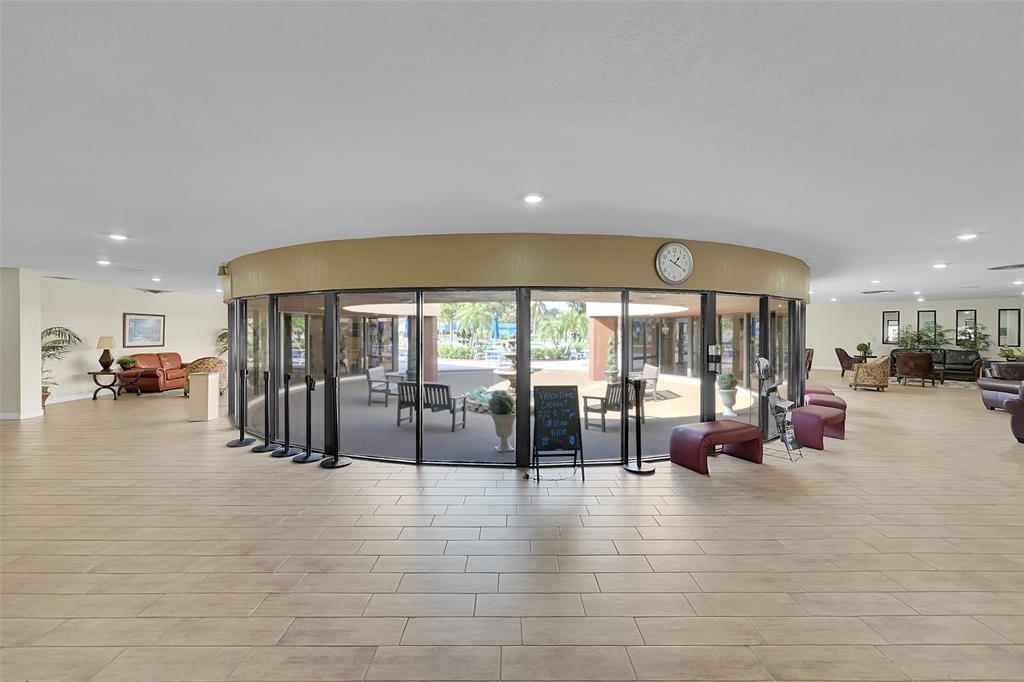 SUNRISE LAKES PHASE III - Residential